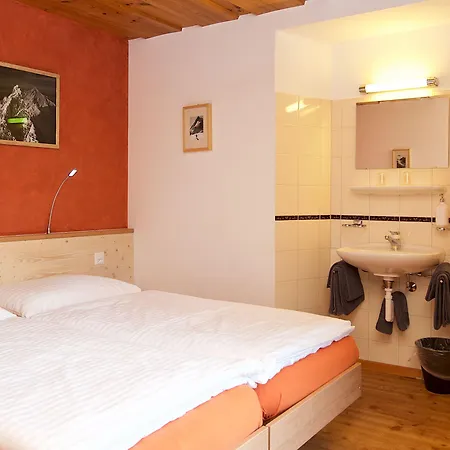 Bahnhof Hotel *