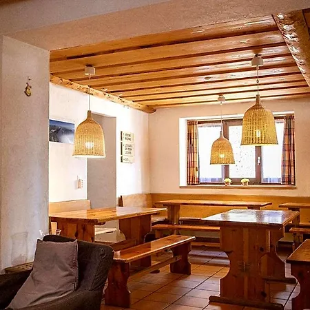 Bahnhof Hotel *