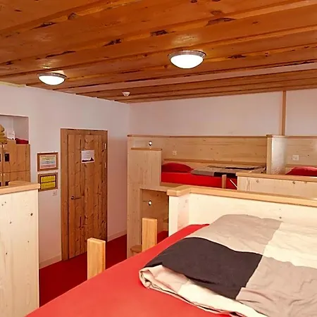 Bahnhof Hotel *