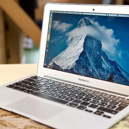 Bahnhof * زيرمات